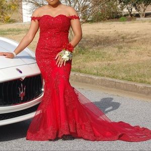 Red lacy mermaid prom dress